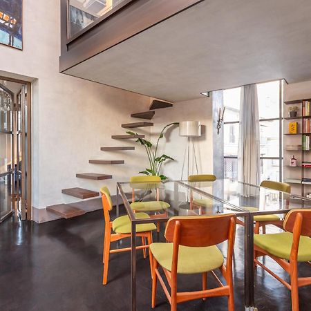 רומא Iconic Apartment With Unique Colosseum View מראה חיצוני תמונה